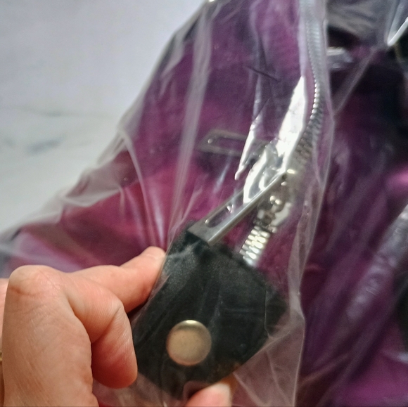 Alo Yoga Gym Duffle Travel Bag Tote Oversized Purple - Picture 3 of 7